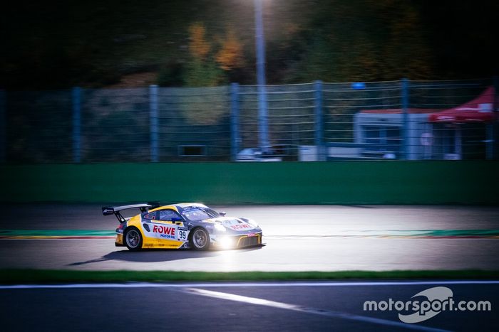 #99 ROWE Racing Porsche 911 GT3-R: Dirk Werner, Julien Andlauer, Klaus Bachler