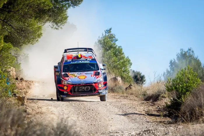 Thierry Neuville, Nicolas Gilsoul, Hyundai Motorsport Hyundai i20 Coupe WRC