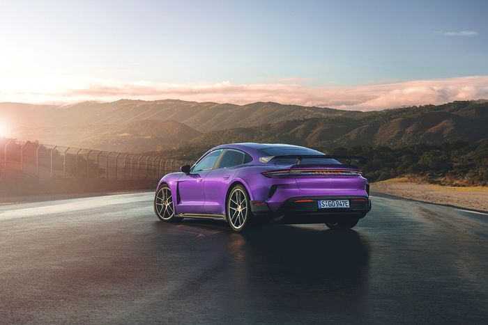 Porsche Taycan Turbo GT Weissach