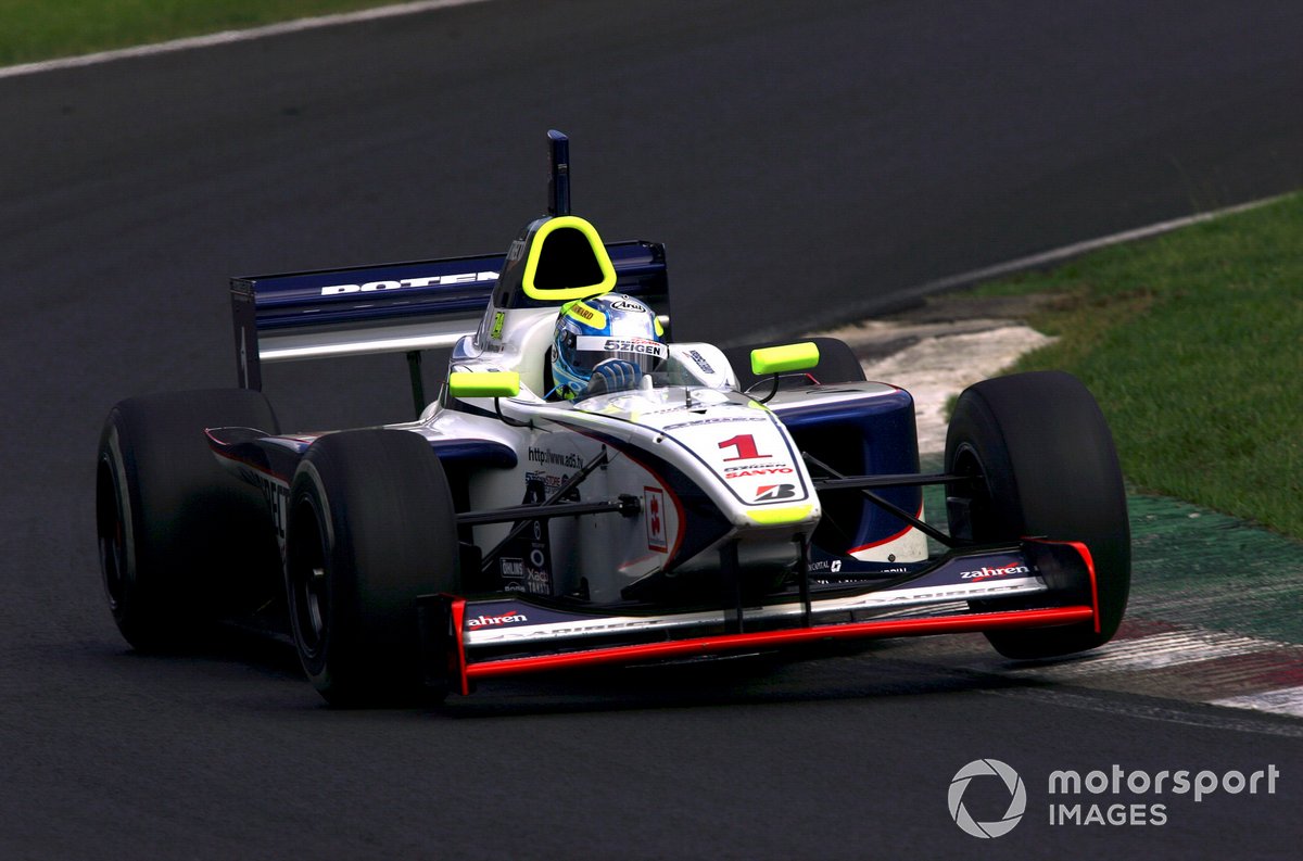 Motoyama spent 2004 with 5Zigen after efforts to race in F1 came to naught, but only managed one win with the underdog team and finished sixth in the points before working his way back to Impul for 2005