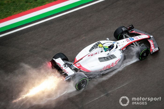 Mick Schumacher, Haas VF-22