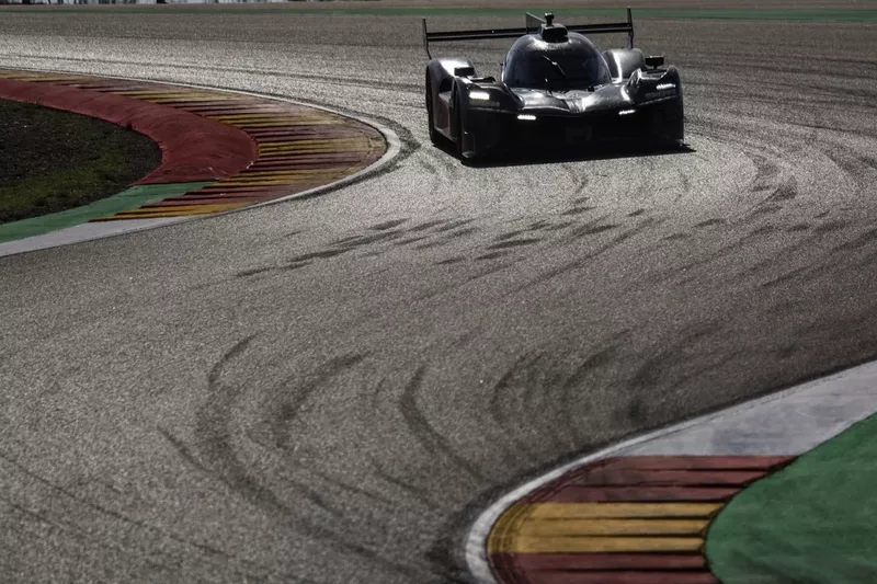 Alpine A424