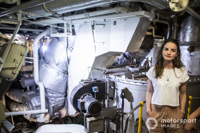 Catie Munnings, Andretti United Extreme E, en el barco logístico St Helena