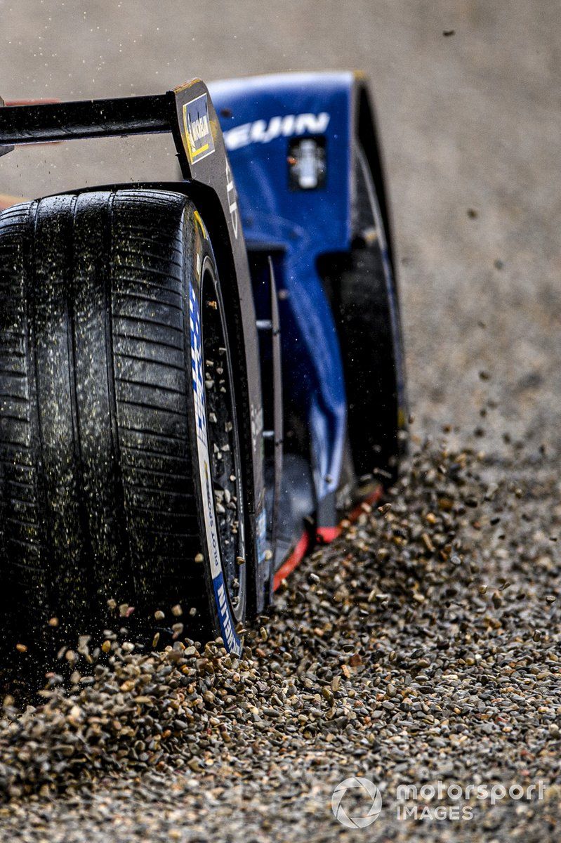 Robin Frijns, Envision Virgin Racing, Audi e-tron FE07, en la grava