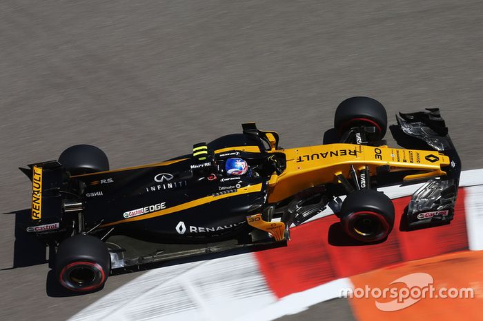 Sergey Sirotkin, Renault Sport F1 Team RS17