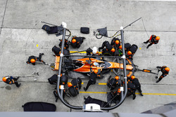 Fernando Alonso, McLaren MCL32