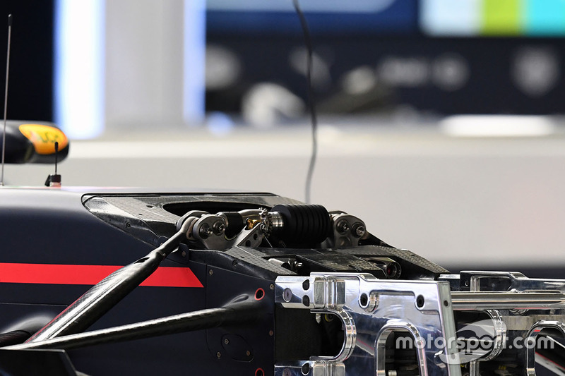 Détail de l'avant de la Red Bull Racing RB13