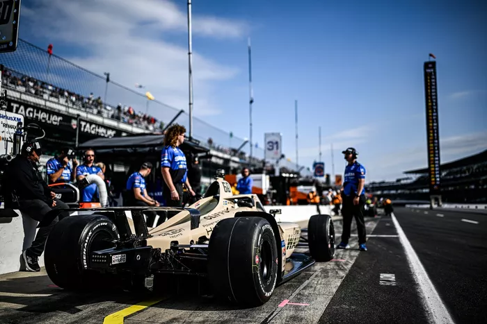  Felix Rosenqvist, Meyer Shank Racing w/ Curb Agajanian Honda