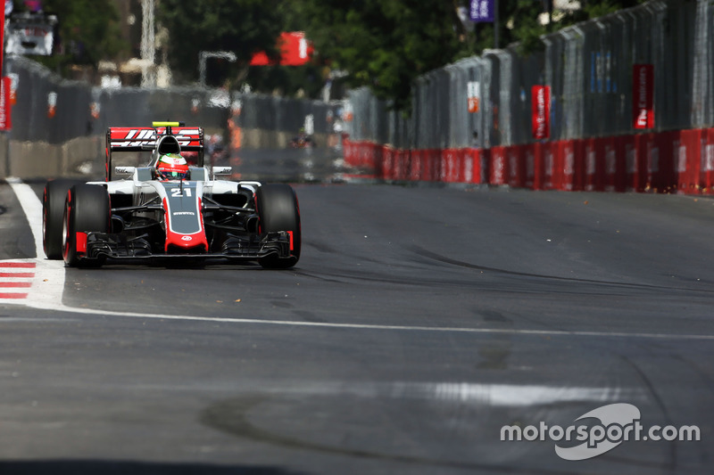 Esteban Gutiérrez, Haas F1 Team VF-16