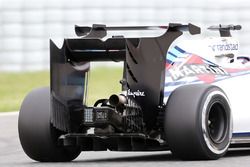 Williams F1 Team, rear wing