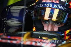 Carlos Sainz Jr., Scuderia Toro Rosso STR11