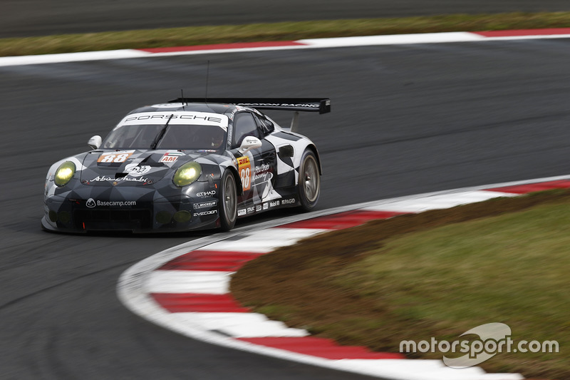 4. LMGTE Am: #88 Porsche 911 RSR: Khaled Al Qubaisi, David Heinemeier Hansson, Patrick Long
