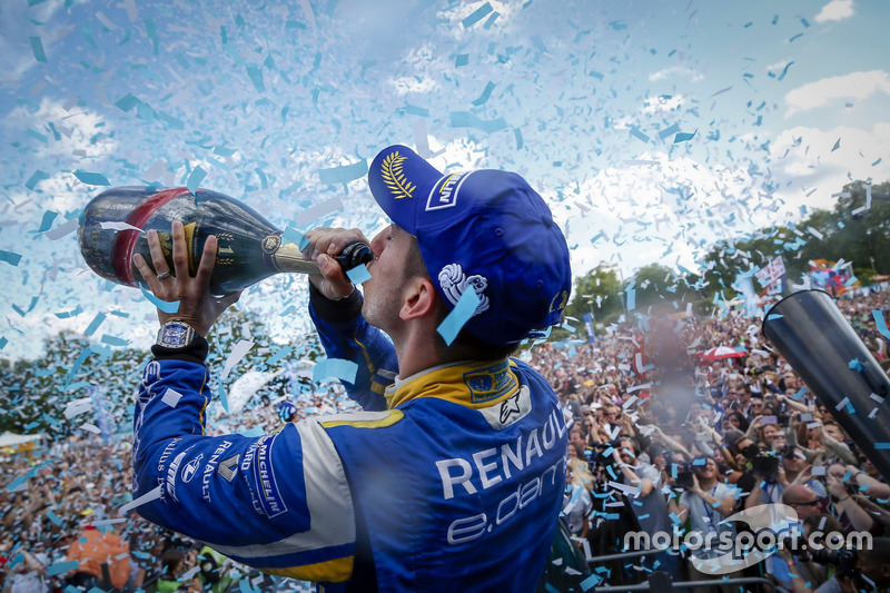 6. El podio: Champion Sébastien Buemi, Renault e.Dams
