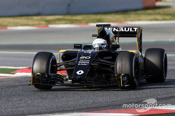 Kevin Magnussen, Renault Sport F1 Team RS16