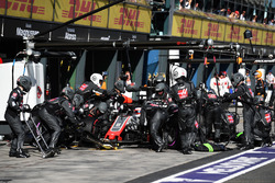 Пит-стоп: Ромен Грожан, Haas F1 Team VF-18