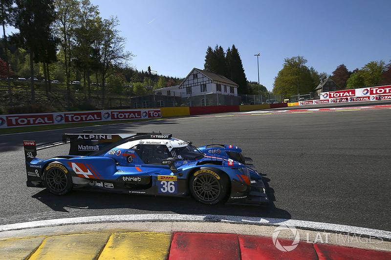 #36 Signatech Alpine Matmut Alpine A470: Nicolas Lapierre, Andre Negrao, Pierre Thiriet