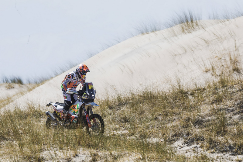 #15 KTM Racing Team: Лайа Санс