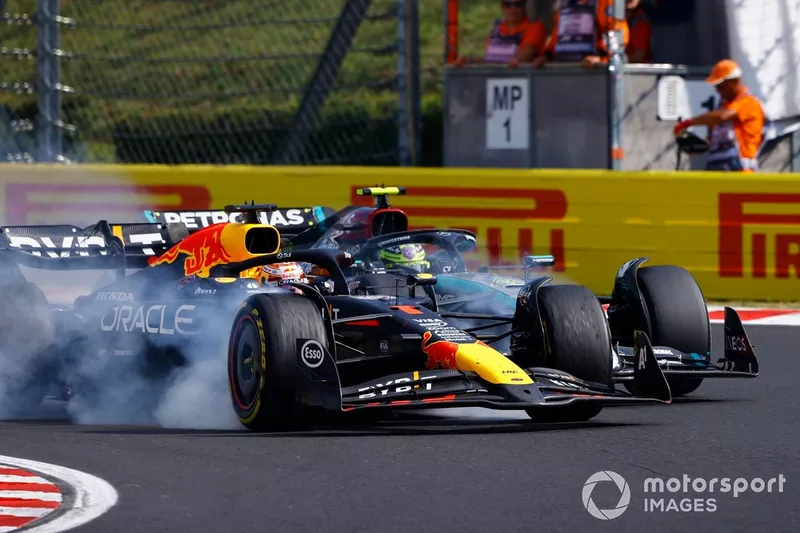 Max Verstappen, Red Bull Racing RB20, Lewis Hamilton, Mercedes F1 W15, collide