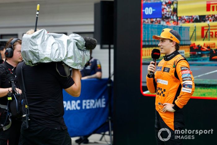 Oscar Piastri, McLaren F1 Team, entrevistado tras la clasificación