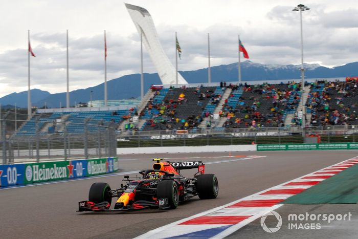 Sergio Pérez, Red Bull Racing RB16B