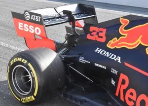 Red Bull Racing RB15 achterkant detail