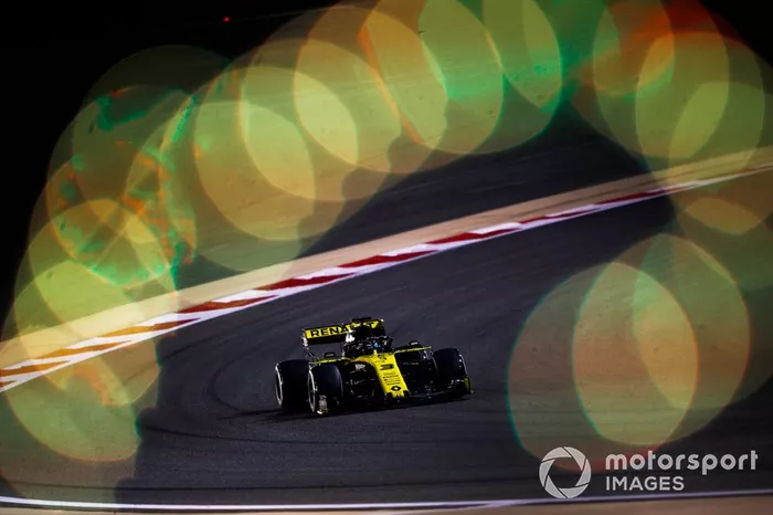 Daniel Ricciardo, Renault R.S.19