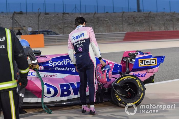 Lance Stroll, Racing Point, sufre un accidente