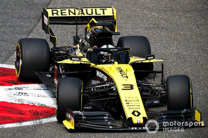Daniel Ricciardo, Renault F1 Team R.S.19