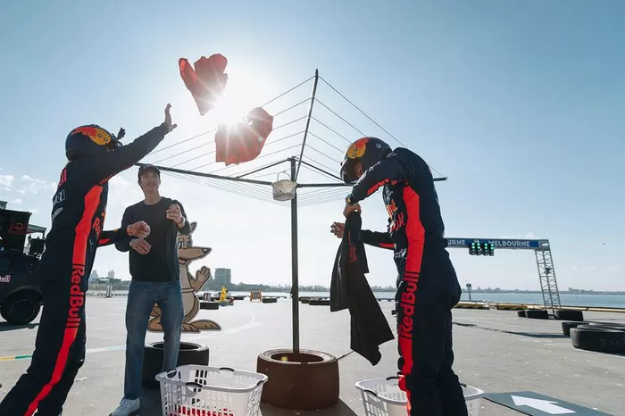 Max Verstappen, Red Bull Racing, Alex Albon, Red Bull Racing
