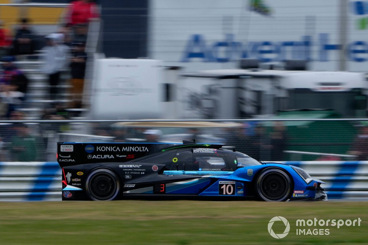 #10 Wayne Taylor Racing Acura ARX-06: Ricky Taylor, Filipe Albuquerque, Louis Deletraz, Brendon Hartley