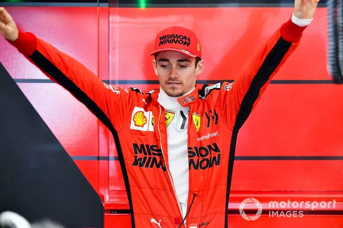 Charles Leclerc, Ferrari in garage
