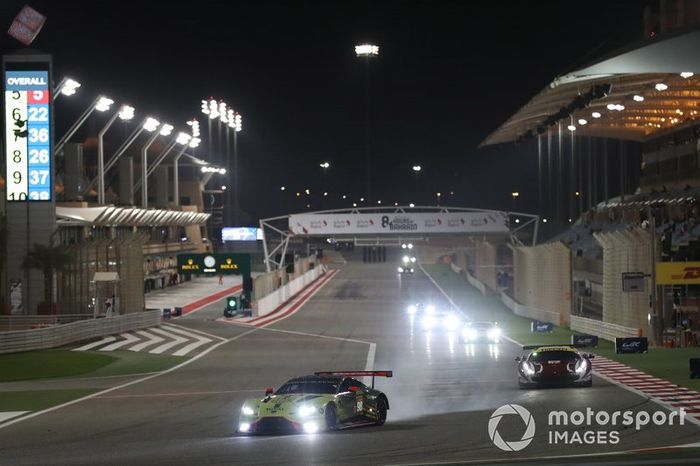 #98 Aston Martin Racing Aston Martin Vantage: Paul Dalla Lana, Darren Turner, Ross Gunn