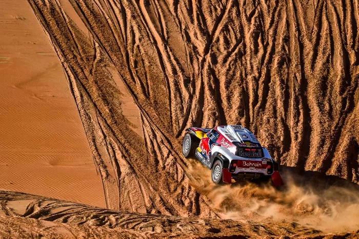 #302 JCW X-Raid Team: Stephane Peterhansel, Paulo Fiuza