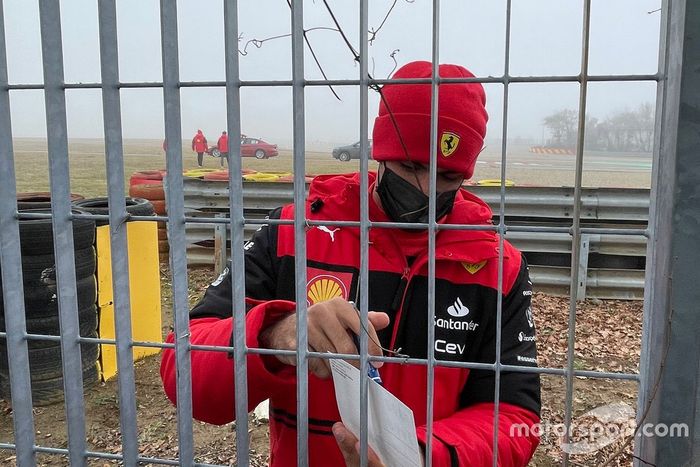 Carlos Sainz Jr., Ferrari