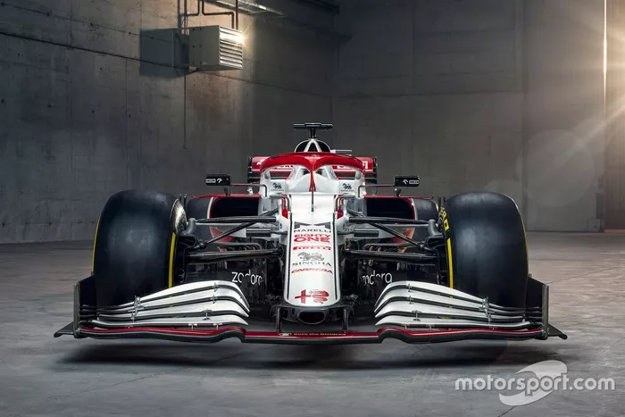 Alerón delantero del Alfa Romeo Racing C41