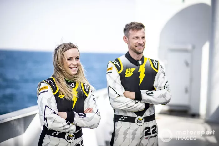 Mikaela Ahlin-Kottulinsky, JBXE Extreme-E Team y Jenson Button, JBXE Extreme-E Team