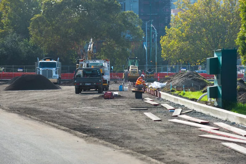Les travaux au virage 13