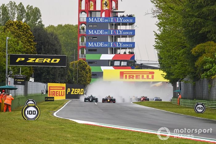 Lewis Hamilton, Mercedes W12, Max Verstappen, Red Bull Racing RB16B