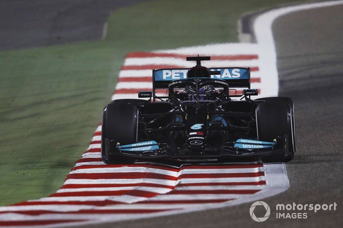 Lewis Hamilton, Mercedes W12 