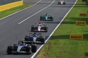 Esteban Ocon, Haas F1 Team, Carlos Sainz, Williams, Alexander Albon, Williams