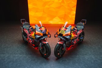 Jack Miller, Brad Binder, sepeda Red Bull KTM Factory Racing