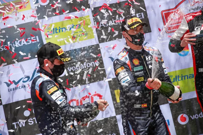 Podio: Dani Sordo, Borja Rozada, Hyundai Motorsport Hyundai i20 Coupe WRC