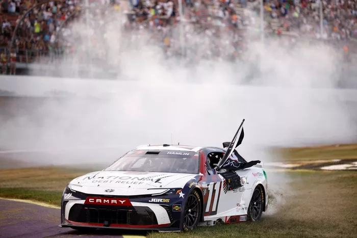 Denny Hamlin, Joe Gibbs Racing