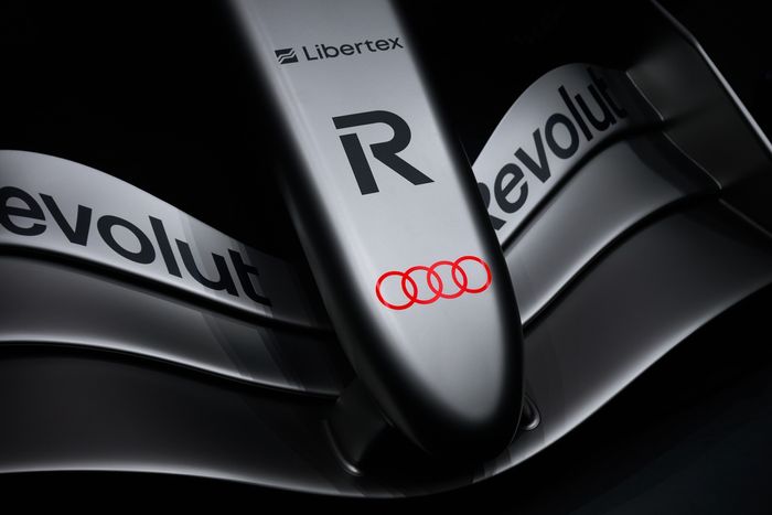 アウディF1チーム R26 リバリー