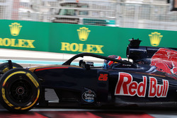 Даниил Квят, Scuderia Toro Rosso STR11 с установленной системой Halo