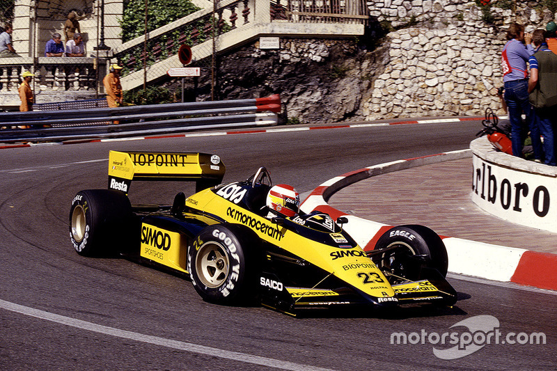 #23 : Adrian Campos, Minardi M187, Motori Moderni