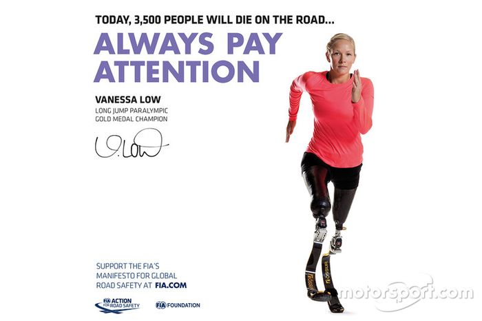 Vanessa Low, Medallista de oro paralímpica