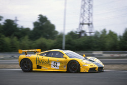 #51 Harrods McLaren F1 GTR: Andy Wallace, Derek Bell, Justin Bell