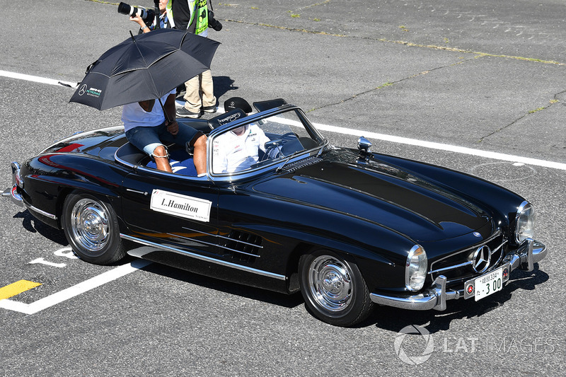 Lewis Hamilton, Mercedes AMG F1 on the drivers parade