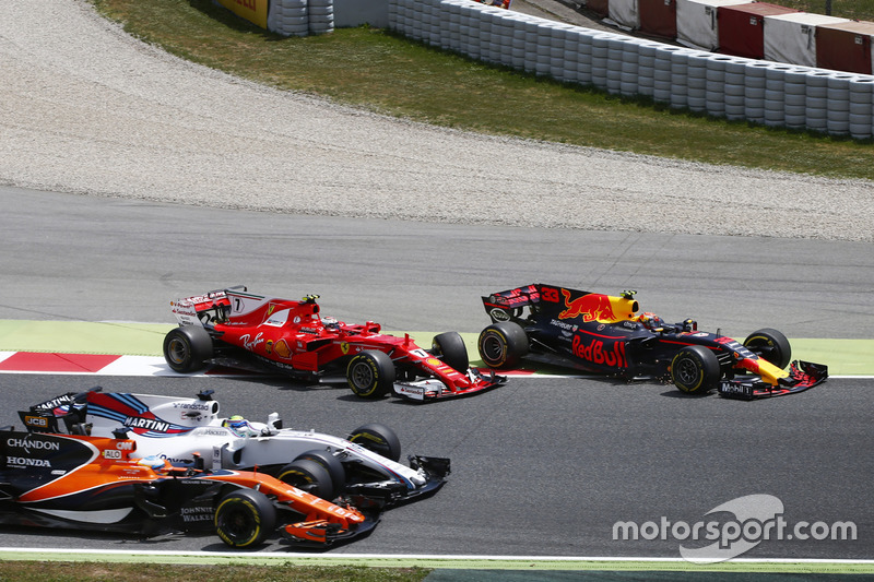 Kimi Räikkönen, Ferrari SF70H; Max Verstappen, Red Bull Racing RB13; Felipe Massa, Williams FW40, Fe